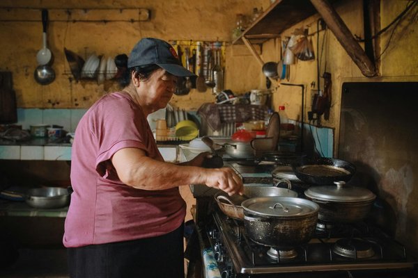 Tisane règles abondantes : soulagement naturel avec hibiscus